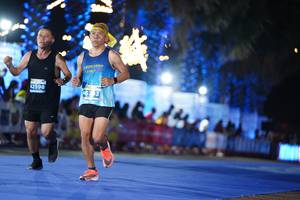 BIB: 42598
                            <button type="button" onclick="openModal(14165083)" class="btn btn-primary btn-sm float-right btn-popup" data-toggle="modal" data-target=".modal-high-quality">
                        <i class="fas fa-shopping-cart"></i> Add to Cart
                    </button>
                                            <button type="button" onclick="isThisMe(14165083, true)" class="btn btn-success btn-sm float-right btn-popup btn-isme hidden" data-toggle="tooltip" data-placement="bottom" title="นี่คือรูปของคุณใช่ไหม คลิกที่นี่เพื่อเอาเข้าอัลบั้ม">
                        <i class="fas fa-plus"></i> Add to album
                    </button>
                    <button type="button" onclick="isThisMe(14165083, false)" class="btn btn-warning btn-sm float-right btn-popup btn-isnotme hidden">
                        <i class="fas fa-ban"></i> Remove from album
                    </button>