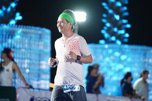 BIB: 4509
                            <button type="button" onclick="openModal(14116921)" class="btn btn-primary btn-sm float-right btn-popup" data-toggle="modal" data-target=".modal-high-quality">
                        <i class="fas fa-shopping-cart"></i> Add to Cart
                    </button>
                                            <button type="button" onclick="isThisMe(14116921, true)" class="btn btn-success btn-sm float-right btn-popup btn-isme hidden" data-toggle="tooltip" data-placement="bottom" title="นี่คือรูปของคุณใช่ไหม คลิกที่นี่เพื่อเอาเข้าอัลบั้ม">
                        <i class="fas fa-plus"></i> Add to album
                    </button>
                    <button type="button" onclick="isThisMe(14116921, false)" class="btn btn-warning btn-sm float-right btn-popup btn-isnotme hidden">
                        <i class="fas fa-ban"></i> Remove from album
                    </button>