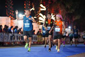 BIB: 99401, 42195, 5560
                            <button type="button" onclick="openModal(14184224)" class="btn btn-primary btn-sm float-right btn-popup" data-toggle="modal" data-target=".modal-high-quality">
                        <i class="fas fa-shopping-cart"></i> Add to Cart
                    </button>
                                            <button type="button" onclick="isThisMe(14184224, true)" class="btn btn-success btn-sm float-right btn-popup btn-isme hidden" data-toggle="tooltip" data-placement="bottom" title="นี่คือรูปของคุณใช่ไหม คลิกที่นี่เพื่อเอาเข้าอัลบั้ม">
                        <i class="fas fa-plus"></i> Add to album
                    </button>
                    <button type="button" onclick="isThisMe(14184224, false)" class="btn btn-warning btn-sm float-right btn-popup btn-isnotme hidden">
                        <i class="fas fa-ban"></i> Remove from album
                    </button>