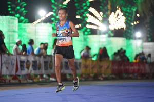 BIB: 454
                            <button type="button" onclick="openModal(14042977)" class="btn btn-primary btn-sm float-right btn-popup" data-toggle="modal" data-target=".modal-high-quality">
                        <i class="fas fa-shopping-cart"></i> Add to Cart
                    </button>
                                            <button type="button" onclick="isThisMe(14042977, true)" class="btn btn-success btn-sm float-right btn-popup btn-isme hidden" data-toggle="tooltip" data-placement="bottom" title="นี่คือรูปของคุณใช่ไหม คลิกที่นี่เพื่อเอาเข้าอัลบั้ม">
                        <i class="fas fa-plus"></i> Add to album
                    </button>
                    <button type="button" onclick="isThisMe(14042977, false)" class="btn btn-warning btn-sm float-right btn-popup btn-isnotme hidden">
                        <i class="fas fa-ban"></i> Remove from album
                    </button>