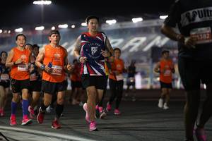 BIB: 1382, 8222, 0156, 
                            <button type="button" onclick="openModal(13953945)" class="btn btn-primary btn-sm float-right btn-popup" data-toggle="modal" data-target=".modal-high-quality">
                        <i class="fas fa-shopping-cart"></i> Add to Cart
                    </button>
                                            <button type="button" onclick="isThisMe(13953945, true)" class="btn btn-success btn-sm float-right btn-popup btn-isme hidden" data-toggle="tooltip" data-placement="bottom" title="นี่คือรูปของคุณใช่ไหม คลิกที่นี่เพื่อเอาเข้าอัลบั้ม">
                        <i class="fas fa-plus"></i> Add to album
                    </button>
                    <button type="button" onclick="isThisMe(13953945, false)" class="btn btn-warning btn-sm float-right btn-popup btn-isnotme hidden">
                        <i class="fas fa-ban"></i> Remove from album
                    </button>