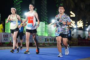 BIB: 038, 41324, 609
                            <button type="button" onclick="openModal(14266157)" class="btn btn-primary btn-sm float-right btn-popup" data-toggle="modal" data-target=".modal-high-quality">
                        <i class="fas fa-shopping-cart"></i> Add to Cart
                    </button>
                                            <button type="button" onclick="isThisMe(14266157, true)" class="btn btn-success btn-sm float-right btn-popup btn-isme hidden" data-toggle="tooltip" data-placement="bottom" title="นี่คือรูปของคุณใช่ไหม คลิกที่นี่เพื่อเอาเข้าอัลบั้ม">
                        <i class="fas fa-plus"></i> Add to album
                    </button>
                    <button type="button" onclick="isThisMe(14266157, false)" class="btn btn-warning btn-sm float-right btn-popup btn-isnotme hidden">
                        <i class="fas fa-ban"></i> Remove from album
                    </button>