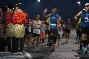 BIB: 422, 40112, 4706
                            <button type="button" onclick="openModal(13867388)" class="btn btn-primary btn-sm float-right btn-popup" data-toggle="modal" data-target=".modal-high-quality">
                        <i class="fas fa-shopping-cart"></i> Add to Cart
                    </button>
                                            <button type="button" onclick="isThisMe(13867388, true)" class="btn btn-success btn-sm float-right btn-popup btn-isme hidden" data-toggle="tooltip" data-placement="bottom" title="นี่คือรูปของคุณใช่ไหม คลิกที่นี่เพื่อเอาเข้าอัลบั้ม">
                        <i class="fas fa-plus"></i> Add to album
                    </button>
                    <button type="button" onclick="isThisMe(13867388, false)" class="btn btn-warning btn-sm float-right btn-popup btn-isnotme hidden">
                        <i class="fas fa-ban"></i> Remove from album
                    </button>