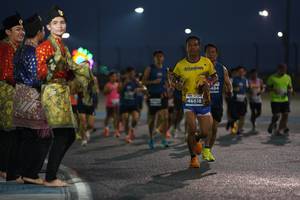 BIB: 484, 45618
                            <button type="button" onclick="openModal(13849605)" class="btn btn-primary btn-sm float-right btn-popup" data-toggle="modal" data-target=".modal-high-quality">
                        <i class="fas fa-shopping-cart"></i> Add to Cart
                    </button>
                                            <button type="button" onclick="isThisMe(13849605, true)" class="btn btn-success btn-sm float-right btn-popup btn-isme hidden" data-toggle="tooltip" data-placement="bottom" title="นี่คือรูปของคุณใช่ไหม คลิกที่นี่เพื่อเอาเข้าอัลบั้ม">
                        <i class="fas fa-plus"></i> Add to album
                    </button>
                    <button type="button" onclick="isThisMe(13849605, false)" class="btn btn-warning btn-sm float-right btn-popup btn-isnotme hidden">
                        <i class="fas fa-ban"></i> Remove from album
                    </button>