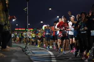 BIB: 460, 940014, 4226
                            <button type="button" onclick="openModal(13873306)" class="btn btn-primary btn-sm float-right btn-popup" data-toggle="modal" data-target=".modal-high-quality">
                        <i class="fas fa-shopping-cart"></i> Add to Cart
                    </button>
                                            <button type="button" onclick="isThisMe(13873306, true)" class="btn btn-success btn-sm float-right btn-popup btn-isme hidden" data-toggle="tooltip" data-placement="bottom" title="นี่คือรูปของคุณใช่ไหม คลิกที่นี่เพื่อเอาเข้าอัลบั้ม">
                        <i class="fas fa-plus"></i> Add to album
                    </button>
                    <button type="button" onclick="isThisMe(13873306, false)" class="btn btn-warning btn-sm float-right btn-popup btn-isnotme hidden">
                        <i class="fas fa-ban"></i> Remove from album
                    </button>