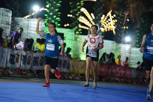 BIB: 4212, 42875
                            <button type="button" onclick="openModal(14161799)" class="btn btn-primary btn-sm float-right btn-popup" data-toggle="modal" data-target=".modal-high-quality">
                        <i class="fas fa-shopping-cart"></i> Add to Cart
                    </button>
                                            <button type="button" onclick="isThisMe(14161799, true)" class="btn btn-success btn-sm float-right btn-popup btn-isme hidden" data-toggle="tooltip" data-placement="bottom" title="นี่คือรูปของคุณใช่ไหม คลิกที่นี่เพื่อเอาเข้าอัลบั้ม">
                        <i class="fas fa-plus"></i> Add to album
                    </button>
                    <button type="button" onclick="isThisMe(14161799, false)" class="btn btn-warning btn-sm float-right btn-popup btn-isnotme hidden">
                        <i class="fas fa-ban"></i> Remove from album
                    </button>