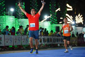 BIB: 45819, 4057
                            <button type="button" onclick="openModal(14194592)" class="btn btn-primary btn-sm float-right btn-popup" data-toggle="modal" data-target=".modal-high-quality">
                        <i class="fas fa-shopping-cart"></i> Add to Cart
                    </button>
                                            <button type="button" onclick="isThisMe(14194592, true)" class="btn btn-success btn-sm float-right btn-popup btn-isme hidden" data-toggle="tooltip" data-placement="bottom" title="นี่คือรูปของคุณใช่ไหม คลิกที่นี่เพื่อเอาเข้าอัลบั้ม">
                        <i class="fas fa-plus"></i> Add to album
                    </button>
                    <button type="button" onclick="isThisMe(14194592, false)" class="btn btn-warning btn-sm float-right btn-popup btn-isnotme hidden">
                        <i class="fas fa-ban"></i> Remove from album
                    </button>