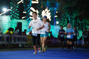 BIB: 43104, 93405
                            <button type="button" onclick="openModal(14235137)" class="btn btn-primary btn-sm float-right btn-popup" data-toggle="modal" data-target=".modal-high-quality">
                        <i class="fas fa-shopping-cart"></i> Add to Cart
                    </button>
                                            <button type="button" onclick="isThisMe(14235137, true)" class="btn btn-success btn-sm float-right btn-popup btn-isme hidden" data-toggle="tooltip" data-placement="bottom" title="นี่คือรูปของคุณใช่ไหม คลิกที่นี่เพื่อเอาเข้าอัลบั้ม">
                        <i class="fas fa-plus"></i> Add to album
                    </button>
                    <button type="button" onclick="isThisMe(14235137, false)" class="btn btn-warning btn-sm float-right btn-popup btn-isnotme hidden">
                        <i class="fas fa-ban"></i> Remove from album
                    </button>