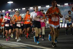 BIB: 24024, 28233, 2833, 285, 595
                            <button type="button" onclick="openModal(13886077)" class="btn btn-primary btn-sm float-right btn-popup" data-toggle="modal" data-target=".modal-high-quality">
                        <i class="fas fa-shopping-cart"></i> Add to Cart
                    </button>
                                            <button type="button" onclick="isThisMe(13886077, true)" class="btn btn-success btn-sm float-right btn-popup btn-isme hidden" data-toggle="tooltip" data-placement="bottom" title="นี่คือรูปของคุณใช่ไหม คลิกที่นี่เพื่อเอาเข้าอัลบั้ม">
                        <i class="fas fa-plus"></i> Add to album
                    </button>
                    <button type="button" onclick="isThisMe(13886077, false)" class="btn btn-warning btn-sm float-right btn-popup btn-isnotme hidden">
                        <i class="fas fa-ban"></i> Remove from album
                    </button>