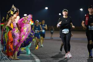 BIB: 4006, 42779
                            <button type="button" onclick="openModal(13886688)" class="btn btn-primary btn-sm float-right btn-popup" data-toggle="modal" data-target=".modal-high-quality">
                        <i class="fas fa-shopping-cart"></i> Add to Cart
                    </button>
                                            <button type="button" onclick="isThisMe(13886688, true)" class="btn btn-success btn-sm float-right btn-popup btn-isme hidden" data-toggle="tooltip" data-placement="bottom" title="นี่คือรูปของคุณใช่ไหม คลิกที่นี่เพื่อเอาเข้าอัลบั้ม">
                        <i class="fas fa-plus"></i> Add to album
                    </button>
                    <button type="button" onclick="isThisMe(13886688, false)" class="btn btn-warning btn-sm float-right btn-popup btn-isnotme hidden">
                        <i class="fas fa-ban"></i> Remove from album
                    </button>