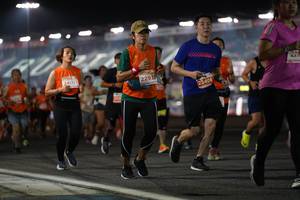 BIB: 2401, 228, 22939, 25406
                            <button type="button" onclick="openModal(13959349)" class="btn btn-primary btn-sm float-right btn-popup" data-toggle="modal" data-target=".modal-high-quality">
                        <i class="fas fa-shopping-cart"></i> Add to Cart
                    </button>
                                            <button type="button" onclick="isThisMe(13959349, true)" class="btn btn-success btn-sm float-right btn-popup btn-isme hidden" data-toggle="tooltip" data-placement="bottom" title="นี่คือรูปของคุณใช่ไหม คลิกที่นี่เพื่อเอาเข้าอัลบั้ม">
                        <i class="fas fa-plus"></i> Add to album
                    </button>
                    <button type="button" onclick="isThisMe(13959349, false)" class="btn btn-warning btn-sm float-right btn-popup btn-isnotme hidden">
                        <i class="fas fa-ban"></i> Remove from album
                    </button>