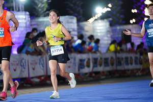 BIB: 418, 47714
                            <button type="button" onclick="openModal(14117765)" class="btn btn-primary btn-sm float-right btn-popup" data-toggle="modal" data-target=".modal-high-quality">
                        <i class="fas fa-shopping-cart"></i> Add to Cart
                    </button>
                                            <button type="button" onclick="isThisMe(14117765, true)" class="btn btn-success btn-sm float-right btn-popup btn-isme hidden" data-toggle="tooltip" data-placement="bottom" title="นี่คือรูปของคุณใช่ไหม คลิกที่นี่เพื่อเอาเข้าอัลบั้ม">
                        <i class="fas fa-plus"></i> Add to album
                    </button>
                    <button type="button" onclick="isThisMe(14117765, false)" class="btn btn-warning btn-sm float-right btn-popup btn-isnotme hidden">
                        <i class="fas fa-ban"></i> Remove from album
                    </button>