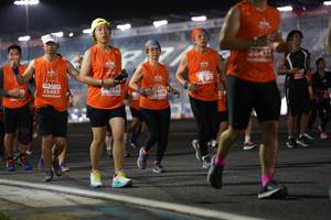 BIB: 26433, 25483, 29794, 9106
                            <button type="button" onclick="openModal(13881560)" class="btn btn-primary btn-sm float-right btn-popup" data-toggle="modal" data-target=".modal-high-quality">
                        <i class="fas fa-shopping-cart"></i> Add to Cart
                    </button>
                                            <button type="button" onclick="isThisMe(13881560, true)" class="btn btn-success btn-sm float-right btn-popup btn-isme hidden" data-toggle="tooltip" data-placement="bottom" title="นี่คือรูปของคุณใช่ไหม คลิกที่นี่เพื่อเอาเข้าอัลบั้ม">
                        <i class="fas fa-plus"></i> Add to album
                    </button>
                    <button type="button" onclick="isThisMe(13881560, false)" class="btn btn-warning btn-sm float-right btn-popup btn-isnotme hidden">
                        <i class="fas fa-ban"></i> Remove from album
                    </button>