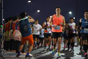 BIB: 42195, 2526, 4504
                            <button type="button" onclick="openModal(13857853)" class="btn btn-primary btn-sm float-right btn-popup" data-toggle="modal" data-target=".modal-high-quality">
                        <i class="fas fa-shopping-cart"></i> Add to Cart
                    </button>
                                            <button type="button" onclick="isThisMe(13857853, true)" class="btn btn-success btn-sm float-right btn-popup btn-isme hidden" data-toggle="tooltip" data-placement="bottom" title="นี่คือรูปของคุณใช่ไหม คลิกที่นี่เพื่อเอาเข้าอัลบั้ม">
                        <i class="fas fa-plus"></i> Add to album
                    </button>
                    <button type="button" onclick="isThisMe(13857853, false)" class="btn btn-warning btn-sm float-right btn-popup btn-isnotme hidden">
                        <i class="fas fa-ban"></i> Remove from album
                    </button>