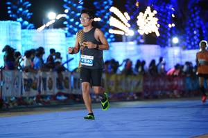 BIB: 41540
                            <button type="button" onclick="openModal(15370685)" class="btn btn-primary btn-sm float-right btn-popup" data-toggle="modal" data-target=".modal-high-quality">
                        <i class="fas fa-shopping-cart"></i> Add to Cart
                    </button>
                                            <button type="button" onclick="isThisMe(15370685, true)" class="btn btn-success btn-sm float-right btn-popup btn-isme hidden" data-toggle="tooltip" data-placement="bottom" title="นี่คือรูปของคุณใช่ไหม คลิกที่นี่เพื่อเอาเข้าอัลบั้ม">
                        <i class="fas fa-plus"></i> Add to album
                    </button>
                    <button type="button" onclick="isThisMe(15370685, false)" class="btn btn-warning btn-sm float-right btn-popup btn-isnotme hidden">
                        <i class="fas fa-ban"></i> Remove from album
                    </button>