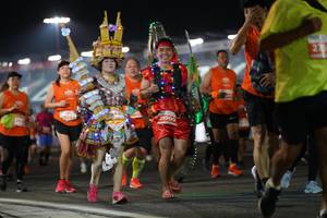 BIB: 21900
                            <button type="button" onclick="openModal(14007369)" class="btn btn-primary btn-sm float-right btn-popup" data-toggle="modal" data-target=".modal-high-quality">
                        <i class="fas fa-shopping-cart"></i> Add to Cart
                    </button>
                                            <button type="button" onclick="isThisMe(14007369, true)" class="btn btn-success btn-sm float-right btn-popup btn-isme hidden" data-toggle="tooltip" data-placement="bottom" title="นี่คือรูปของคุณใช่ไหม คลิกที่นี่เพื่อเอาเข้าอัลบั้ม">
                        <i class="fas fa-plus"></i> Add to album
                    </button>
                    <button type="button" onclick="isThisMe(14007369, false)" class="btn btn-warning btn-sm float-right btn-popup btn-isnotme hidden">
                        <i class="fas fa-ban"></i> Remove from album
                    </button>