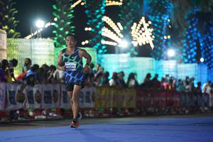 BIB: 40586
                            <button type="button" onclick="openModal(15366416)" class="btn btn-primary btn-sm float-right btn-popup" data-toggle="modal" data-target=".modal-high-quality">
                        <i class="fas fa-shopping-cart"></i> Add to Cart
                    </button>
                                            <button type="button" onclick="isThisMe(15366416, true)" class="btn btn-success btn-sm float-right btn-popup btn-isme hidden" data-toggle="tooltip" data-placement="bottom" title="นี่คือรูปของคุณใช่ไหม คลิกที่นี่เพื่อเอาเข้าอัลบั้ม">
                        <i class="fas fa-plus"></i> Add to album
                    </button>
                    <button type="button" onclick="isThisMe(15366416, false)" class="btn btn-warning btn-sm float-right btn-popup btn-isnotme hidden">
                        <i class="fas fa-ban"></i> Remove from album
                    </button>