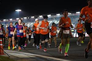 BIB: 27532, 25089, 29371, 534
                            <button type="button" onclick="openModal(14011204)" class="btn btn-primary btn-sm float-right btn-popup" data-toggle="modal" data-target=".modal-high-quality">
                        <i class="fas fa-shopping-cart"></i> Add to Cart
                    </button>
                                            <button type="button" onclick="isThisMe(14011204, true)" class="btn btn-success btn-sm float-right btn-popup btn-isme hidden" data-toggle="tooltip" data-placement="bottom" title="นี่คือรูปของคุณใช่ไหม คลิกที่นี่เพื่อเอาเข้าอัลบั้ม">
                        <i class="fas fa-plus"></i> Add to album
                    </button>
                    <button type="button" onclick="isThisMe(14011204, false)" class="btn btn-warning btn-sm float-right btn-popup btn-isnotme hidden">
                        <i class="fas fa-ban"></i> Remove from album
                    </button>