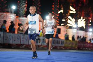 BIB: 41095
                            <button type="button" onclick="openModal(14205323)" class="btn btn-primary btn-sm float-right btn-popup" data-toggle="modal" data-target=".modal-high-quality">
                        <i class="fas fa-shopping-cart"></i> Add to Cart
                    </button>
                                            <button type="button" onclick="isThisMe(14205323, true)" class="btn btn-success btn-sm float-right btn-popup btn-isme hidden" data-toggle="tooltip" data-placement="bottom" title="นี่คือรูปของคุณใช่ไหม คลิกที่นี่เพื่อเอาเข้าอัลบั้ม">
                        <i class="fas fa-plus"></i> Add to album
                    </button>
                    <button type="button" onclick="isThisMe(14205323, false)" class="btn btn-warning btn-sm float-right btn-popup btn-isnotme hidden">
                        <i class="fas fa-ban"></i> Remove from album
                    </button>