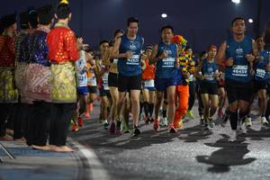 BIB: 42525, 46151, 46459, 47654, 215
                            <button type="button" onclick="openModal(13853813)" class="btn btn-primary btn-sm float-right btn-popup" data-toggle="modal" data-target=".modal-high-quality">
                        <i class="fas fa-shopping-cart"></i> Add to Cart
                    </button>
                                            <button type="button" onclick="isThisMe(13853813, true)" class="btn btn-success btn-sm float-right btn-popup btn-isme hidden" data-toggle="tooltip" data-placement="bottom" title="นี่คือรูปของคุณใช่ไหม คลิกที่นี่เพื่อเอาเข้าอัลบั้ม">
                        <i class="fas fa-plus"></i> Add to album
                    </button>
                    <button type="button" onclick="isThisMe(13853813, false)" class="btn btn-warning btn-sm float-right btn-popup btn-isnotme hidden">
                        <i class="fas fa-ban"></i> Remove from album
                    </button>