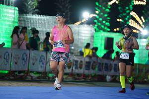 BIB: 4777
                            <button type="button" onclick="openModal(14215889)" class="btn btn-primary btn-sm float-right btn-popup" data-toggle="modal" data-target=".modal-high-quality">
                        <i class="fas fa-shopping-cart"></i> Add to Cart
                    </button>
                                            <button type="button" onclick="isThisMe(14215889, true)" class="btn btn-success btn-sm float-right btn-popup btn-isme hidden" data-toggle="tooltip" data-placement="bottom" title="นี่คือรูปของคุณใช่ไหม คลิกที่นี่เพื่อเอาเข้าอัลบั้ม">
                        <i class="fas fa-plus"></i> Add to album
                    </button>
                    <button type="button" onclick="isThisMe(14215889, false)" class="btn btn-warning btn-sm float-right btn-popup btn-isnotme hidden">
                        <i class="fas fa-ban"></i> Remove from album
                    </button>