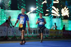 BIB: 405
                            <button type="button" onclick="openModal(14101474)" class="btn btn-primary btn-sm float-right btn-popup" data-toggle="modal" data-target=".modal-high-quality">
                        <i class="fas fa-shopping-cart"></i> Add to Cart
                    </button>
                                            <button type="button" onclick="isThisMe(14101474, true)" class="btn btn-success btn-sm float-right btn-popup btn-isme hidden" data-toggle="tooltip" data-placement="bottom" title="นี่คือรูปของคุณใช่ไหม คลิกที่นี่เพื่อเอาเข้าอัลบั้ม">
                        <i class="fas fa-plus"></i> Add to album
                    </button>
                    <button type="button" onclick="isThisMe(14101474, false)" class="btn btn-warning btn-sm float-right btn-popup btn-isnotme hidden">
                        <i class="fas fa-ban"></i> Remove from album
                    </button>