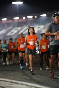 BIB: 29376
                            <button type="button" onclick="openModal(13912103)" class="btn btn-primary btn-sm float-right btn-popup" data-toggle="modal" data-target=".modal-high-quality">
                        <i class="fas fa-shopping-cart"></i> Add to Cart
                    </button>
                                            <button type="button" onclick="isThisMe(13912103, true)" class="btn btn-success btn-sm float-right btn-popup btn-isme hidden" data-toggle="tooltip" data-placement="bottom" title="นี่คือรูปของคุณใช่ไหม คลิกที่นี่เพื่อเอาเข้าอัลบั้ม">
                        <i class="fas fa-plus"></i> Add to album
                    </button>
                    <button type="button" onclick="isThisMe(13912103, false)" class="btn btn-warning btn-sm float-right btn-popup btn-isnotme hidden">
                        <i class="fas fa-ban"></i> Remove from album
                    </button>