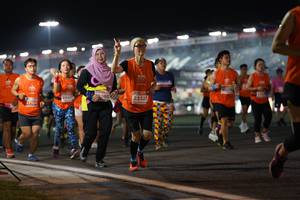 BIB: 2940, 060, 23325, 27100
                            <button type="button" onclick="openModal(13857505)" class="btn btn-primary btn-sm float-right btn-popup" data-toggle="modal" data-target=".modal-high-quality">
                        <i class="fas fa-shopping-cart"></i> Add to Cart
                    </button>
                                            <button type="button" onclick="isThisMe(13857505, true)" class="btn btn-success btn-sm float-right btn-popup btn-isme hidden" data-toggle="tooltip" data-placement="bottom" title="นี่คือรูปของคุณใช่ไหม คลิกที่นี่เพื่อเอาเข้าอัลบั้ม">
                        <i class="fas fa-plus"></i> Add to album
                    </button>
                    <button type="button" onclick="isThisMe(13857505, false)" class="btn btn-warning btn-sm float-right btn-popup btn-isnotme hidden">
                        <i class="fas fa-ban"></i> Remove from album
                    </button>