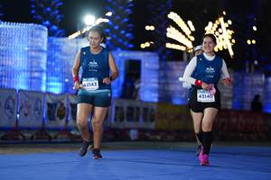 BIB: 43143, 43140
                            <button type="button" onclick="openModal(14127627)" class="btn btn-primary btn-sm float-right btn-popup" data-toggle="modal" data-target=".modal-high-quality">
                        <i class="fas fa-shopping-cart"></i> Add to Cart
                    </button>
                                            <button type="button" onclick="isThisMe(14127627, true)" class="btn btn-success btn-sm float-right btn-popup btn-isme hidden" data-toggle="tooltip" data-placement="bottom" title="นี่คือรูปของคุณใช่ไหม คลิกที่นี่เพื่อเอาเข้าอัลบั้ม">
                        <i class="fas fa-plus"></i> Add to album
                    </button>
                    <button type="button" onclick="isThisMe(14127627, false)" class="btn btn-warning btn-sm float-right btn-popup btn-isnotme hidden">
                        <i class="fas fa-ban"></i> Remove from album
                    </button>