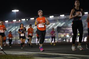 BIB: 28326
                            <button type="button" onclick="openModal(13894523)" class="btn btn-primary btn-sm float-right btn-popup" data-toggle="modal" data-target=".modal-high-quality">
                        <i class="fas fa-shopping-cart"></i> Add to Cart
                    </button>
                                            <button type="button" onclick="isThisMe(13894523, true)" class="btn btn-success btn-sm float-right btn-popup btn-isme hidden" data-toggle="tooltip" data-placement="bottom" title="นี่คือรูปของคุณใช่ไหม คลิกที่นี่เพื่อเอาเข้าอัลบั้ม">
                        <i class="fas fa-plus"></i> Add to album
                    </button>
                    <button type="button" onclick="isThisMe(13894523, false)" class="btn btn-warning btn-sm float-right btn-popup btn-isnotme hidden">
                        <i class="fas fa-ban"></i> Remove from album
                    </button>