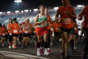 BIB: 25565, 23400
                            <button type="button" onclick="openModal(13903343)" class="btn btn-primary btn-sm float-right btn-popup" data-toggle="modal" data-target=".modal-high-quality">
                        <i class="fas fa-shopping-cart"></i> Add to Cart
                    </button>
                                            <button type="button" onclick="isThisMe(13903343, true)" class="btn btn-success btn-sm float-right btn-popup btn-isme hidden" data-toggle="tooltip" data-placement="bottom" title="นี่คือรูปของคุณใช่ไหม คลิกที่นี่เพื่อเอาเข้าอัลบั้ม">
                        <i class="fas fa-plus"></i> Add to album
                    </button>
                    <button type="button" onclick="isThisMe(13903343, false)" class="btn btn-warning btn-sm float-right btn-popup btn-isnotme hidden">
                        <i class="fas fa-ban"></i> Remove from album
                    </button>