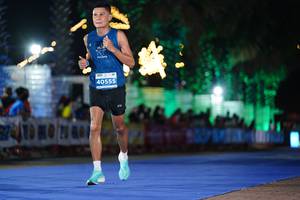 BIB: 40555
                            <button type="button" onclick="openModal(14064382)" class="btn btn-primary btn-sm float-right btn-popup" data-toggle="modal" data-target=".modal-high-quality">
                        <i class="fas fa-shopping-cart"></i> Add to Cart
                    </button>
                                            <button type="button" onclick="isThisMe(14064382, true)" class="btn btn-success btn-sm float-right btn-popup btn-isme hidden" data-toggle="tooltip" data-placement="bottom" title="นี่คือรูปของคุณใช่ไหม คลิกที่นี่เพื่อเอาเข้าอัลบั้ม">
                        <i class="fas fa-plus"></i> Add to album
                    </button>
                    <button type="button" onclick="isThisMe(14064382, false)" class="btn btn-warning btn-sm float-right btn-popup btn-isnotme hidden">
                        <i class="fas fa-ban"></i> Remove from album
                    </button>