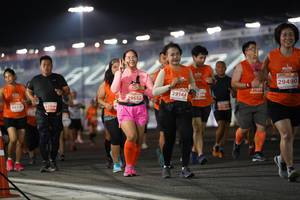 BIB: 29490, 29144, 29652, 99210
                            <button type="button" onclick="openModal(13984064)" class="btn btn-primary btn-sm float-right btn-popup" data-toggle="modal" data-target=".modal-high-quality">
                        <i class="fas fa-shopping-cart"></i> Add to Cart
                    </button>
                                            <button type="button" onclick="isThisMe(13984064, true)" class="btn btn-success btn-sm float-right btn-popup btn-isme hidden" data-toggle="tooltip" data-placement="bottom" title="นี่คือรูปของคุณใช่ไหม คลิกที่นี่เพื่อเอาเข้าอัลบั้ม">
                        <i class="fas fa-plus"></i> Add to album
                    </button>
                    <button type="button" onclick="isThisMe(13984064, false)" class="btn btn-warning btn-sm float-right btn-popup btn-isnotme hidden">
                        <i class="fas fa-ban"></i> Remove from album
                    </button>