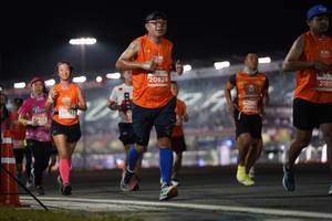 BIB: 20824, 2181, 200, 123
                            <button type="button" onclick="openModal(13853034)" class="btn btn-primary btn-sm float-right btn-popup" data-toggle="modal" data-target=".modal-high-quality">
                        <i class="fas fa-shopping-cart"></i> Add to Cart
                    </button>
                                            <button type="button" onclick="isThisMe(13853034, true)" class="btn btn-success btn-sm float-right btn-popup btn-isme hidden" data-toggle="tooltip" data-placement="bottom" title="นี่คือรูปของคุณใช่ไหม คลิกที่นี่เพื่อเอาเข้าอัลบั้ม">
                        <i class="fas fa-plus"></i> Add to album
                    </button>
                    <button type="button" onclick="isThisMe(13853034, false)" class="btn btn-warning btn-sm float-right btn-popup btn-isnotme hidden">
                        <i class="fas fa-ban"></i> Remove from album
                    </button>