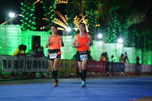 BIB: 143018, 244
                            <button type="button" onclick="openModal(14219276)" class="btn btn-primary btn-sm float-right btn-popup" data-toggle="modal" data-target=".modal-high-quality">
                        <i class="fas fa-shopping-cart"></i> Add to Cart
                    </button>
                                            <button type="button" onclick="isThisMe(14219276, true)" class="btn btn-success btn-sm float-right btn-popup btn-isme hidden" data-toggle="tooltip" data-placement="bottom" title="นี่คือรูปของคุณใช่ไหม คลิกที่นี่เพื่อเอาเข้าอัลบั้ม">
                        <i class="fas fa-plus"></i> Add to album
                    </button>
                    <button type="button" onclick="isThisMe(14219276, false)" class="btn btn-warning btn-sm float-right btn-popup btn-isnotme hidden">
                        <i class="fas fa-ban"></i> Remove from album
                    </button>