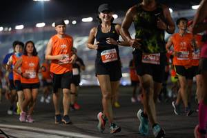 BIB: 900, 73945, 018, 205
                            <button type="button" onclick="openModal(13913741)" class="btn btn-primary btn-sm float-right btn-popup" data-toggle="modal" data-target=".modal-high-quality">
                        <i class="fas fa-shopping-cart"></i> Add to Cart
                    </button>
                                            <button type="button" onclick="isThisMe(13913741, true)" class="btn btn-success btn-sm float-right btn-popup btn-isme hidden" data-toggle="tooltip" data-placement="bottom" title="นี่คือรูปของคุณใช่ไหม คลิกที่นี่เพื่อเอาเข้าอัลบั้ม">
                        <i class="fas fa-plus"></i> Add to album
                    </button>
                    <button type="button" onclick="isThisMe(13913741, false)" class="btn btn-warning btn-sm float-right btn-popup btn-isnotme hidden">
                        <i class="fas fa-ban"></i> Remove from album
                    </button>