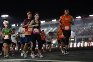 BIB: 25820, 21100, 28379, 19514
                            <button type="button" onclick="openModal(13872564)" class="btn btn-primary btn-sm float-right btn-popup" data-toggle="modal" data-target=".modal-high-quality">
                        <i class="fas fa-shopping-cart"></i> Add to Cart
                    </button>
                                            <button type="button" onclick="isThisMe(13872564, true)" class="btn btn-success btn-sm float-right btn-popup btn-isme hidden" data-toggle="tooltip" data-placement="bottom" title="นี่คือรูปของคุณใช่ไหม คลิกที่นี่เพื่อเอาเข้าอัลบั้ม">
                        <i class="fas fa-plus"></i> Add to album
                    </button>
                    <button type="button" onclick="isThisMe(13872564, false)" class="btn btn-warning btn-sm float-right btn-popup btn-isnotme hidden">
                        <i class="fas fa-ban"></i> Remove from album
                    </button>