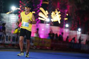 BIB: 594
                            <button type="button" onclick="openModal(14211275)" class="btn btn-primary btn-sm float-right btn-popup" data-toggle="modal" data-target=".modal-high-quality">
                        <i class="fas fa-shopping-cart"></i> Add to Cart
                    </button>
                                            <button type="button" onclick="isThisMe(14211275, true)" class="btn btn-success btn-sm float-right btn-popup btn-isme hidden" data-toggle="tooltip" data-placement="bottom" title="นี่คือรูปของคุณใช่ไหม คลิกที่นี่เพื่อเอาเข้าอัลบั้ม">
                        <i class="fas fa-plus"></i> Add to album
                    </button>
                    <button type="button" onclick="isThisMe(14211275, false)" class="btn btn-warning btn-sm float-right btn-popup btn-isnotme hidden">
                        <i class="fas fa-ban"></i> Remove from album
                    </button>