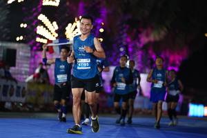 BIB: 41195
                            <button type="button" onclick="openModal(14247044)" class="btn btn-primary btn-sm float-right btn-popup" data-toggle="modal" data-target=".modal-high-quality">
                        <i class="fas fa-shopping-cart"></i> Add to Cart
                    </button>
                                            <button type="button" onclick="isThisMe(14247044, true)" class="btn btn-success btn-sm float-right btn-popup btn-isme hidden" data-toggle="tooltip" data-placement="bottom" title="นี่คือรูปของคุณใช่ไหม คลิกที่นี่เพื่อเอาเข้าอัลบั้ม">
                        <i class="fas fa-plus"></i> Add to album
                    </button>
                    <button type="button" onclick="isThisMe(14247044, false)" class="btn btn-warning btn-sm float-right btn-popup btn-isnotme hidden">
                        <i class="fas fa-ban"></i> Remove from album
                    </button>