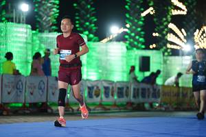 BIB: 4017
                            <button type="button" onclick="openModal(14263652)" class="btn btn-primary btn-sm float-right btn-popup" data-toggle="modal" data-target=".modal-high-quality">
                        <i class="fas fa-shopping-cart"></i> Add to Cart
                    </button>
                                            <button type="button" onclick="isThisMe(14263652, true)" class="btn btn-success btn-sm float-right btn-popup btn-isme hidden" data-toggle="tooltip" data-placement="bottom" title="นี่คือรูปของคุณใช่ไหม คลิกที่นี่เพื่อเอาเข้าอัลบั้ม">
                        <i class="fas fa-plus"></i> Add to album
                    </button>
                    <button type="button" onclick="isThisMe(14263652, false)" class="btn btn-warning btn-sm float-right btn-popup btn-isnotme hidden">
                        <i class="fas fa-ban"></i> Remove from album
                    </button>