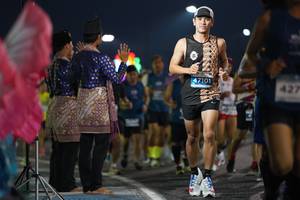 BIB: 47101, 427
                            <button type="button" onclick="openModal(13871684)" class="btn btn-primary btn-sm float-right btn-popup" data-toggle="modal" data-target=".modal-high-quality">
                        <i class="fas fa-shopping-cart"></i> Add to Cart
                    </button>
                                            <button type="button" onclick="isThisMe(13871684, true)" class="btn btn-success btn-sm float-right btn-popup btn-isme hidden" data-toggle="tooltip" data-placement="bottom" title="นี่คือรูปของคุณใช่ไหม คลิกที่นี่เพื่อเอาเข้าอัลบั้ม">
                        <i class="fas fa-plus"></i> Add to album
                    </button>
                    <button type="button" onclick="isThisMe(13871684, false)" class="btn btn-warning btn-sm float-right btn-popup btn-isnotme hidden">
                        <i class="fas fa-ban"></i> Remove from album
                    </button>