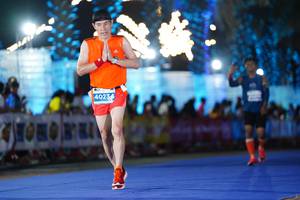 BIB: 4023
                            <button type="button" onclick="openModal(14118509)" class="btn btn-primary btn-sm float-right btn-popup" data-toggle="modal" data-target=".modal-high-quality">
                        <i class="fas fa-shopping-cart"></i> Add to Cart
                    </button>
                                            <button type="button" onclick="isThisMe(14118509, true)" class="btn btn-success btn-sm float-right btn-popup btn-isme hidden" data-toggle="tooltip" data-placement="bottom" title="นี่คือรูปของคุณใช่ไหม คลิกที่นี่เพื่อเอาเข้าอัลบั้ม">
                        <i class="fas fa-plus"></i> Add to album
                    </button>
                    <button type="button" onclick="isThisMe(14118509, false)" class="btn btn-warning btn-sm float-right btn-popup btn-isnotme hidden">
                        <i class="fas fa-ban"></i> Remove from album
                    </button>