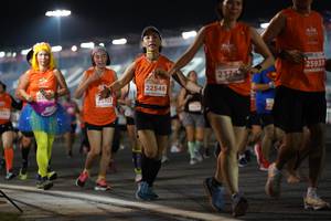 BIB: 25933, 23742, 22546
                            <button type="button" onclick="openModal(13869132)" class="btn btn-primary btn-sm float-right btn-popup" data-toggle="modal" data-target=".modal-high-quality">
                        <i class="fas fa-shopping-cart"></i> Add to Cart
                    </button>
                                            <button type="button" onclick="isThisMe(13869132, true)" class="btn btn-success btn-sm float-right btn-popup btn-isme hidden" data-toggle="tooltip" data-placement="bottom" title="นี่คือรูปของคุณใช่ไหม คลิกที่นี่เพื่อเอาเข้าอัลบั้ม">
                        <i class="fas fa-plus"></i> Add to album
                    </button>
                    <button type="button" onclick="isThisMe(13869132, false)" class="btn btn-warning btn-sm float-right btn-popup btn-isnotme hidden">
                        <i class="fas fa-ban"></i> Remove from album
                    </button>