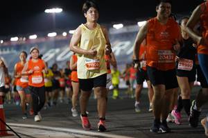 BIB: 20439, 28980, 21109
                            <button type="button" onclick="openModal(13999990)" class="btn btn-primary btn-sm float-right btn-popup" data-toggle="modal" data-target=".modal-high-quality">
                        <i class="fas fa-shopping-cart"></i> Add to Cart
                    </button>
                                            <button type="button" onclick="isThisMe(13999990, true)" class="btn btn-success btn-sm float-right btn-popup btn-isme hidden" data-toggle="tooltip" data-placement="bottom" title="นี่คือรูปของคุณใช่ไหม คลิกที่นี่เพื่อเอาเข้าอัลบั้ม">
                        <i class="fas fa-plus"></i> Add to album
                    </button>
                    <button type="button" onclick="isThisMe(13999990, false)" class="btn btn-warning btn-sm float-right btn-popup btn-isnotme hidden">
                        <i class="fas fa-ban"></i> Remove from album
                    </button>