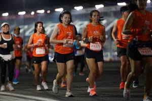 BIB: 25571, 23277, 2267, 28335
                            <button type="button" onclick="openModal(13930921)" class="btn btn-primary btn-sm float-right btn-popup" data-toggle="modal" data-target=".modal-high-quality">
                        <i class="fas fa-shopping-cart"></i> Add to Cart
                    </button>
                                            <button type="button" onclick="isThisMe(13930921, true)" class="btn btn-success btn-sm float-right btn-popup btn-isme hidden" data-toggle="tooltip" data-placement="bottom" title="นี่คือรูปของคุณใช่ไหม คลิกที่นี่เพื่อเอาเข้าอัลบั้ม">
                        <i class="fas fa-plus"></i> Add to album
                    </button>
                    <button type="button" onclick="isThisMe(13930921, false)" class="btn btn-warning btn-sm float-right btn-popup btn-isnotme hidden">
                        <i class="fas fa-ban"></i> Remove from album
                    </button>