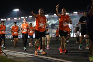 BIB: 20559, 20481
                            <button type="button" onclick="openModal(14007462)" class="btn btn-primary btn-sm float-right btn-popup" data-toggle="modal" data-target=".modal-high-quality">
                        <i class="fas fa-shopping-cart"></i> Add to Cart
                    </button>
                                            <button type="button" onclick="isThisMe(14007462, true)" class="btn btn-success btn-sm float-right btn-popup btn-isme hidden" data-toggle="tooltip" data-placement="bottom" title="นี่คือรูปของคุณใช่ไหม คลิกที่นี่เพื่อเอาเข้าอัลบั้ม">
                        <i class="fas fa-plus"></i> Add to album
                    </button>
                    <button type="button" onclick="isThisMe(14007462, false)" class="btn btn-warning btn-sm float-right btn-popup btn-isnotme hidden">
                        <i class="fas fa-ban"></i> Remove from album
                    </button>