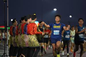 BIB: 45585, 14320, 42403
                            <button type="button" onclick="openModal(13851906)" class="btn btn-primary btn-sm float-right btn-popup" data-toggle="modal" data-target=".modal-high-quality">
                        <i class="fas fa-shopping-cart"></i> Add to Cart
                    </button>
                                            <button type="button" onclick="isThisMe(13851906, true)" class="btn btn-success btn-sm float-right btn-popup btn-isme hidden" data-toggle="tooltip" data-placement="bottom" title="นี่คือรูปของคุณใช่ไหม คลิกที่นี่เพื่อเอาเข้าอัลบั้ม">
                        <i class="fas fa-plus"></i> Add to album
                    </button>
                    <button type="button" onclick="isThisMe(13851906, false)" class="btn btn-warning btn-sm float-right btn-popup btn-isnotme hidden">
                        <i class="fas fa-ban"></i> Remove from album
                    </button>