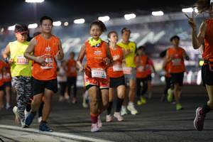 BIB: 28112
                            <button type="button" onclick="openModal(13906062)" class="btn btn-primary btn-sm float-right btn-popup" data-toggle="modal" data-target=".modal-high-quality">
                        <i class="fas fa-shopping-cart"></i> Add to Cart
                    </button>
                                            <button type="button" onclick="isThisMe(13906062, true)" class="btn btn-success btn-sm float-right btn-popup btn-isme hidden" data-toggle="tooltip" data-placement="bottom" title="นี่คือรูปของคุณใช่ไหม คลิกที่นี่เพื่อเอาเข้าอัลบั้ม">
                        <i class="fas fa-plus"></i> Add to album
                    </button>
                    <button type="button" onclick="isThisMe(13906062, false)" class="btn btn-warning btn-sm float-right btn-popup btn-isnotme hidden">
                        <i class="fas fa-ban"></i> Remove from album
                    </button>