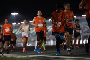 BIB: 2566, 26043
                            <button type="button" onclick="openModal(13864903)" class="btn btn-primary btn-sm float-right btn-popup" data-toggle="modal" data-target=".modal-high-quality">
                        <i class="fas fa-shopping-cart"></i> Add to Cart
                    </button>
                                            <button type="button" onclick="isThisMe(13864903, true)" class="btn btn-success btn-sm float-right btn-popup btn-isme hidden" data-toggle="tooltip" data-placement="bottom" title="นี่คือรูปของคุณใช่ไหม คลิกที่นี่เพื่อเอาเข้าอัลบั้ม">
                        <i class="fas fa-plus"></i> Add to album
                    </button>
                    <button type="button" onclick="isThisMe(13864903, false)" class="btn btn-warning btn-sm float-right btn-popup btn-isnotme hidden">
                        <i class="fas fa-ban"></i> Remove from album
                    </button>