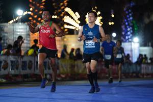 BIB: 40652
                            <button type="button" onclick="openModal(14221613)" class="btn btn-primary btn-sm float-right btn-popup" data-toggle="modal" data-target=".modal-high-quality">
                        <i class="fas fa-shopping-cart"></i> Add to Cart
                    </button>
                                            <button type="button" onclick="isThisMe(14221613, true)" class="btn btn-success btn-sm float-right btn-popup btn-isme hidden" data-toggle="tooltip" data-placement="bottom" title="นี่คือรูปของคุณใช่ไหม คลิกที่นี่เพื่อเอาเข้าอัลบั้ม">
                        <i class="fas fa-plus"></i> Add to album
                    </button>
                    <button type="button" onclick="isThisMe(14221613, false)" class="btn btn-warning btn-sm float-right btn-popup btn-isnotme hidden">
                        <i class="fas fa-ban"></i> Remove from album
                    </button>